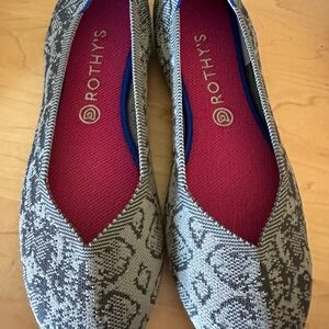 Rothy's Patterned Gray Flats with Red Insole